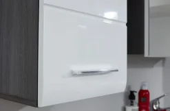 Badhängeschrank Line Rauchsilber Nachbildung weiß Hochglanz B/H/T: ca. 30x77x23 cm
