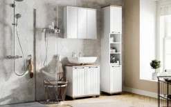 Badhochschrank Jelda Eiche Landhaus Nachbildung B/H/T: ca. 30x181x33 cm