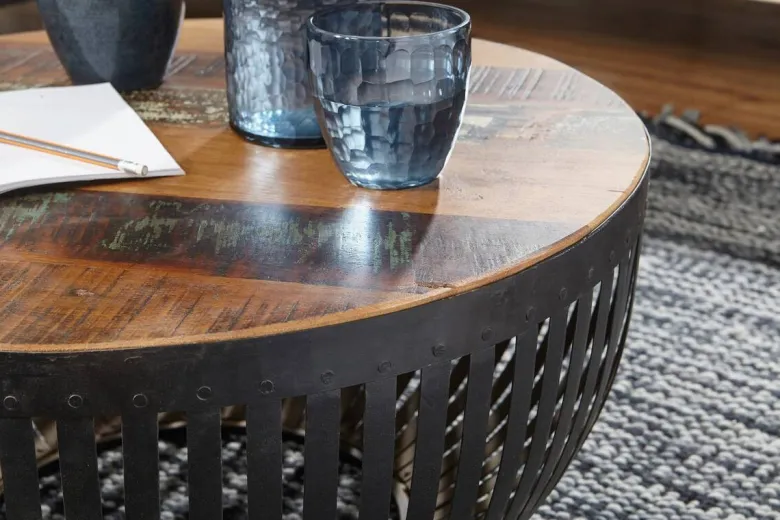Couchtisch braun schwarz lackiert B/H/T: ca. 70x33x70 cm