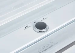 Hisense Kühl-/Gefrierkombination RB645N4BIB Inox B/H/T: ca. 70,4x201,3x69,4 cm