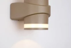 LED-Außenwandleuchte gold weiß B/H/T: ca. 12,5x14,1x14,1 cm