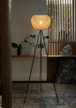 POCOline Stehlampe Bella schwarz Metall H/D: ca. 160x35 cm E27 1 Brennstellen