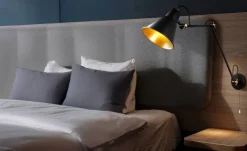 Searchlight Wandleuchte Swing Arm gold schwarz Stahl B/H/T: ca. 14x58x5 cm E27 1 Brennstellen