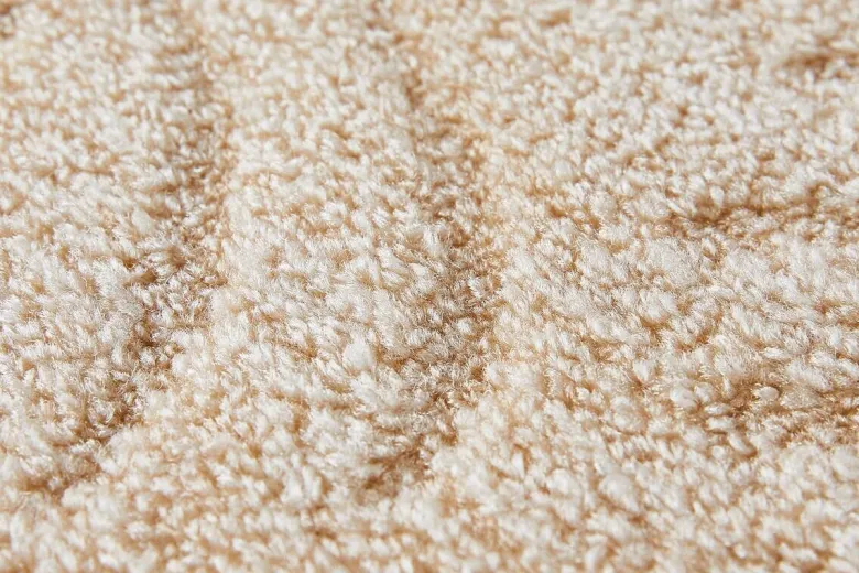 Teppichboden Emmy hellbeige B/L: ca. 200x500 cm pro Stück