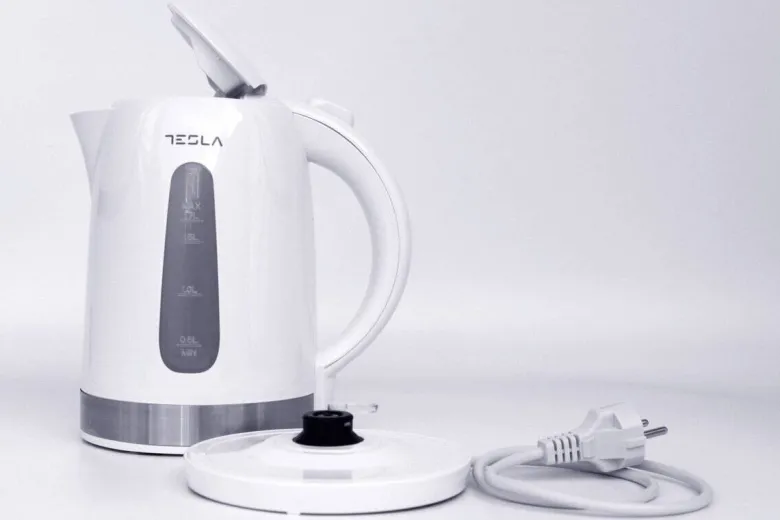 Tesla Wasserkocher