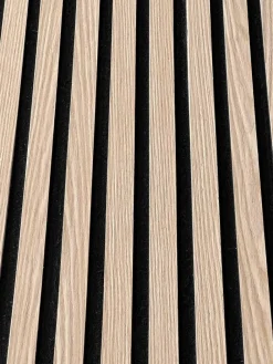 Wand- und Akustikpaneel Eiche L/B/H: ca. 104x52x1 cm pro Stück